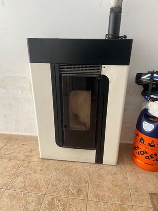 Estufa de pellet moderna