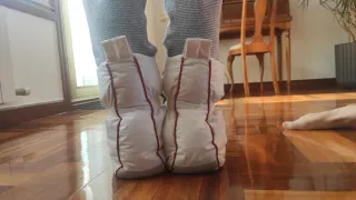 Patucos TempraKON plumas blancos