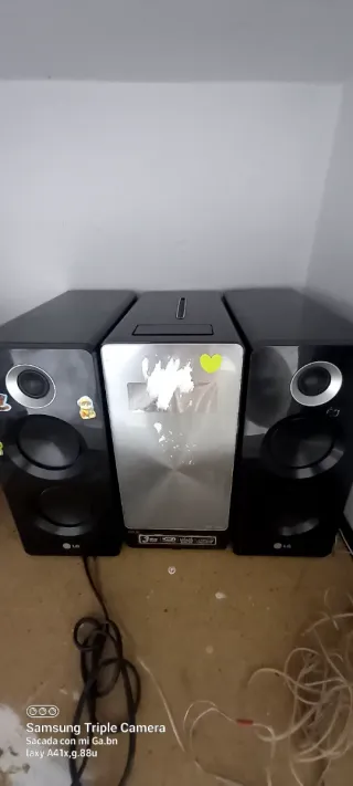 Radio LG CD/Bluetooth/USB