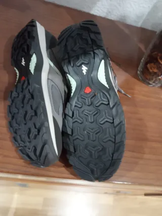 Zapatillas senderismo Quechua Talla 40