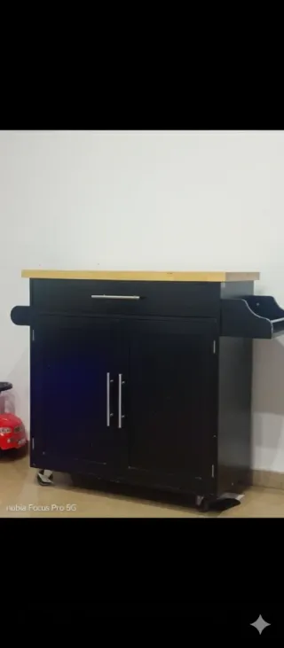 Mueble de cocina con cajón y puertas