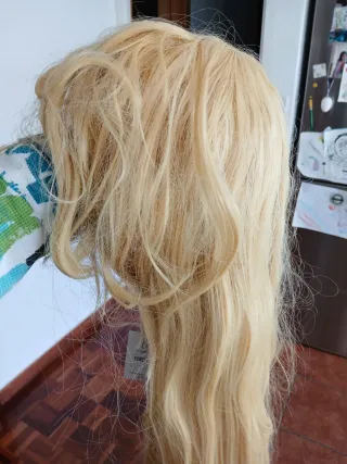 Peluca sintética rubia 1m larga