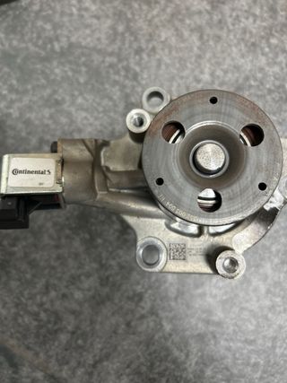 Kit distribución: correas y bomba agua Continental