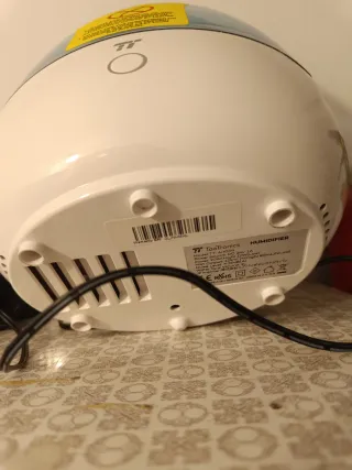 Humidificador azul y blanco