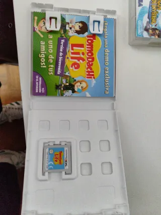 Tomodachi Life Nintendo 3DS Juego Completo