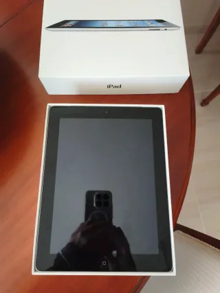 iPad 16GB plata