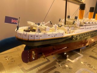Barco Titanic tipo Lego