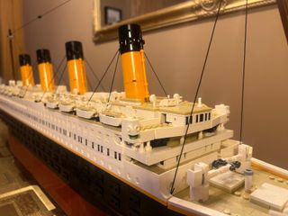 Barco Titanic tipo Lego