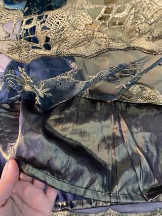 Traje Indio Elegante Negro y Dorado