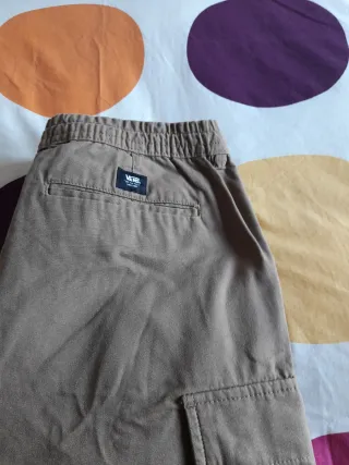 Pantalones chinos Vans marrones