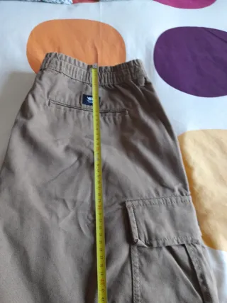 Pantalones chinos Vans marrones