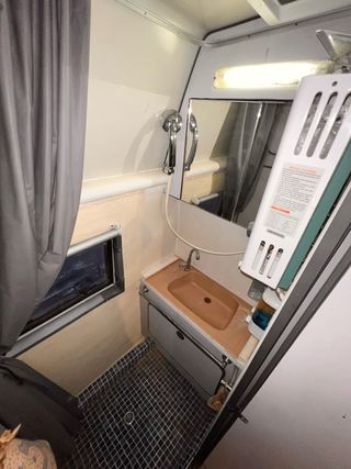 Mercedes-Benz 207D 1985