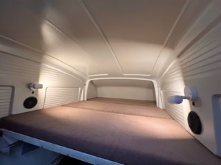 Mercedes-Benz 207D 1985