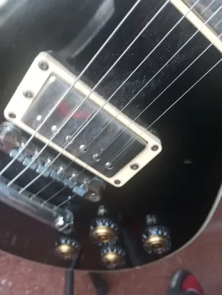 Guitarra Eléctrica tipo Les Paul