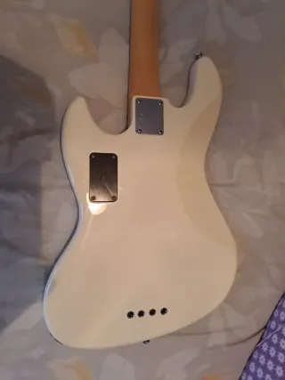 Sire Marcus Miller V7