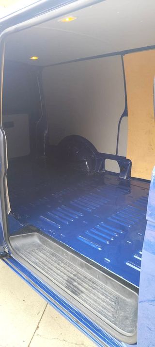 Volkswagen Transporter T6 Larga 2.0 TDI