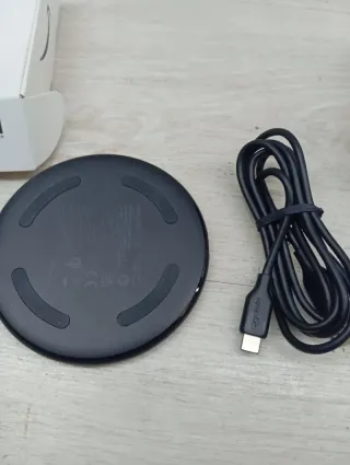 Cargador Inalámbrico Amazon Basics