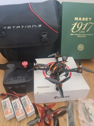 Drone FPV Carreras Eachine Tyro 109