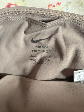 Mallas deportivas Nike grises/moradas