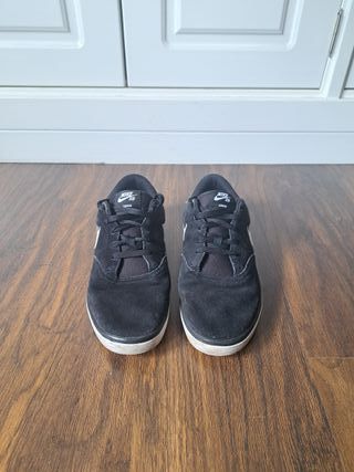 Zapatillas Nike SB Negras