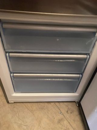 VENDO Nevera Balay plateada