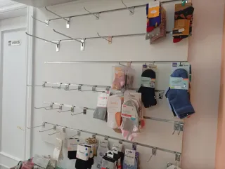 Panel lama blanco 1m x 1.10m + 40 ganchos