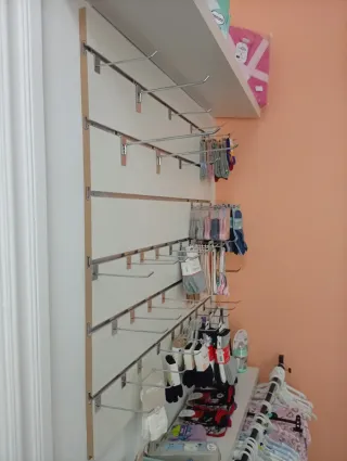 Panel lama blanco 1m x 1.10m + 40 ganchos