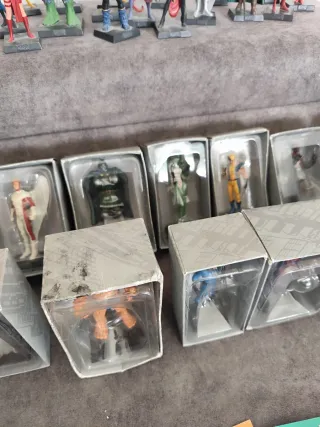 Figuras Marvel + Revistas