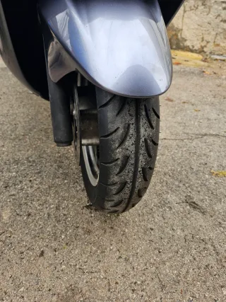 DOS Yamaha Majesty 400 (2006) Impecable