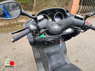 DOS Yamaha Majesty 400 (2006) Impecable