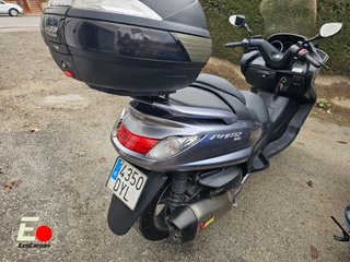 DOS Yamaha Majesty 400 (2006) Impecable