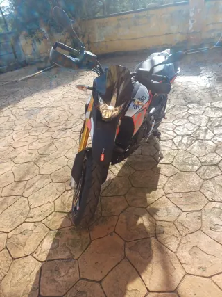 Aprilia Dorsoduro 900cc