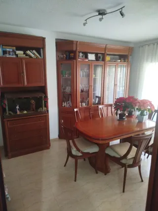 Mueble salón comedor madera maciza Negociable