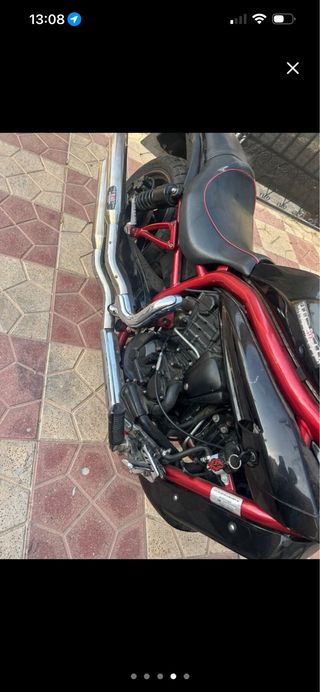 Hyosung Aquila 650 - 44.000 km