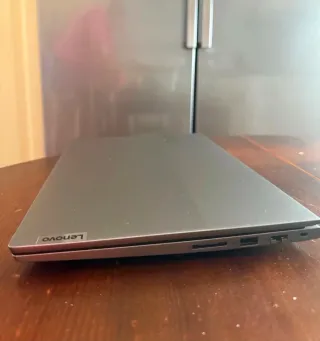 Portátil Lenovo ThinkBook Nuevo