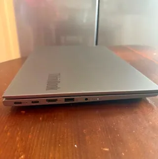 Portátil Lenovo ThinkBook Nuevo