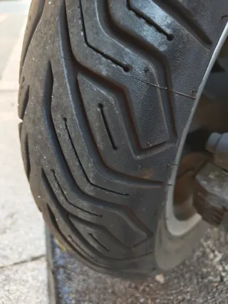 Kymco Grand Dink 300