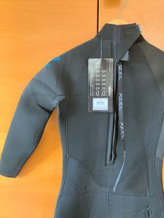 Neopreno XCEL NUEVO 5/4 Talla 14 / XS