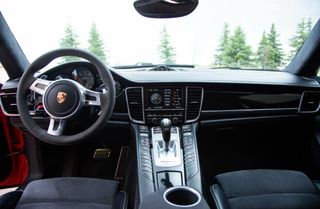 Porsche Panamera GTS