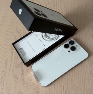 iPhone 13 Pro blanco, 256GB.