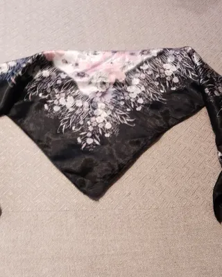 Pañuelo de cuello estampado floral