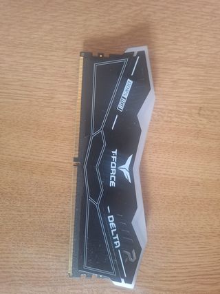 TEAMGROUP T-Force Delta RGB DDR5 16x2 32GB 7200Mhz