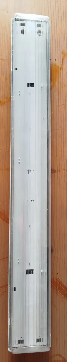 Pantalla estanca para 2 fluorescentes