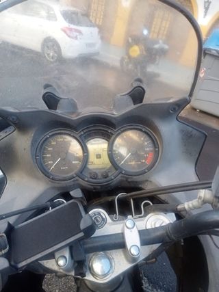 Suzuki V-Strom 650