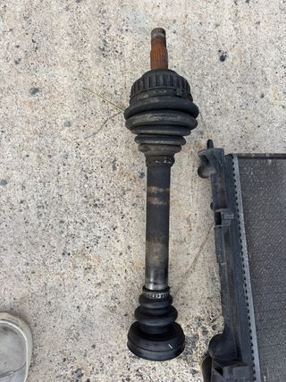 Caja 5V, culata, árboles de levas y más