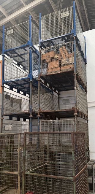 Contenedores / Gabetas Metálicas