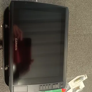 Sonda Garmin ECHOMAP ULTRA 102SV + Panoptix