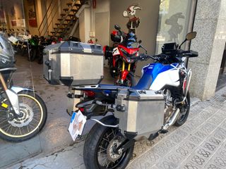 HONDA AFRICA TWIN 1100
