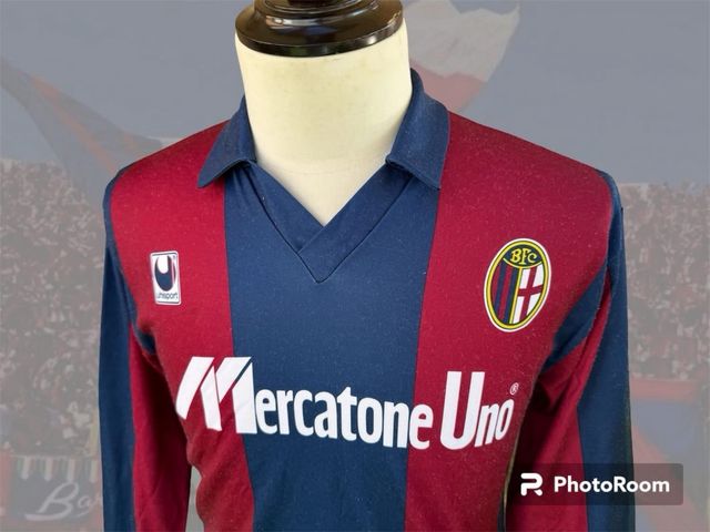 Incredibile maglia vintage Bologna 1990