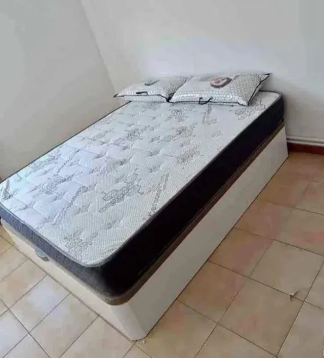 Cama canapé con colchón